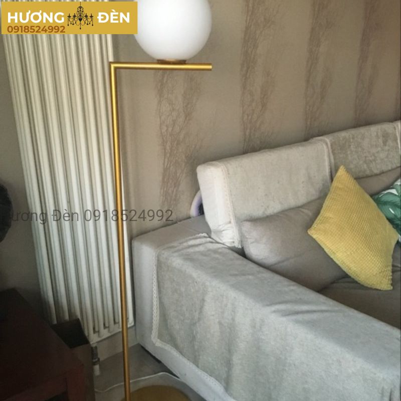 den-ban-chinh-hang-dbk02e